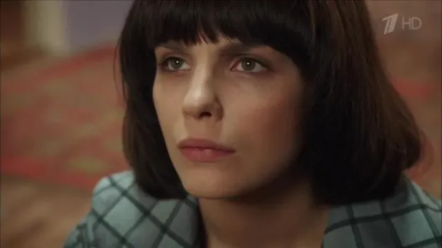 Кадры из сериала Красная королева (2015)